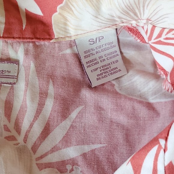 Sleeveless Button-Down by JAMAICA JAXX - Picture 8 of 12